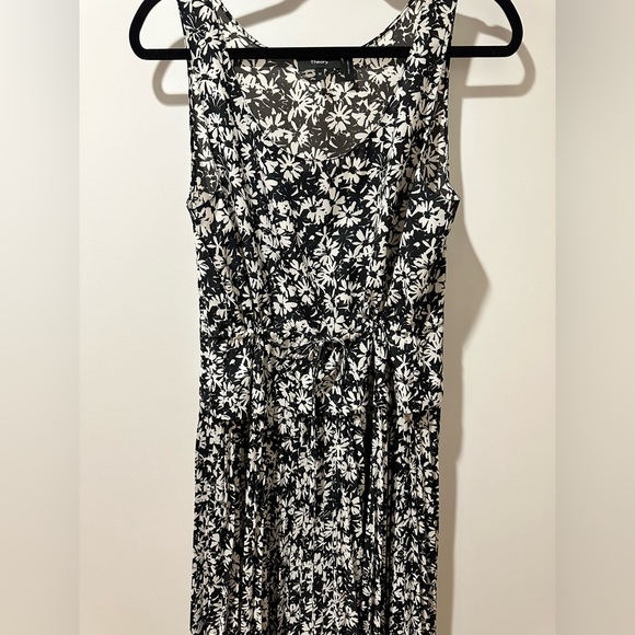 Theory Sundress - Picture 2 of 4